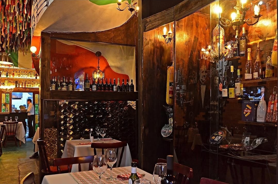 Due Amici Cantina — Italiano em Bela Vista